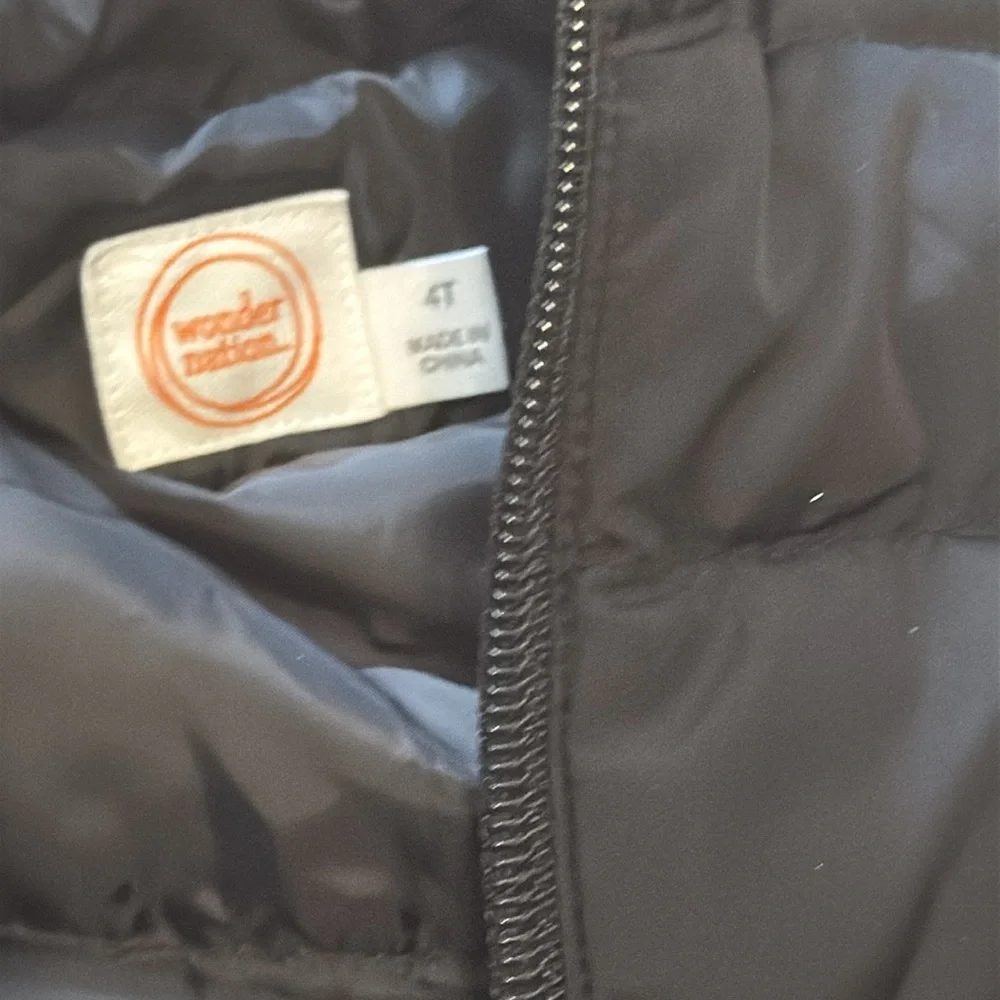 Wonder‎ nation black coat 4T